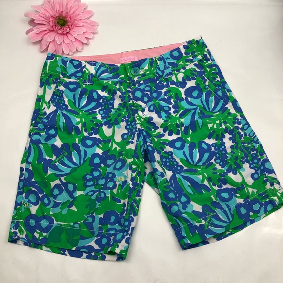 Lilly Pulitzer Pants - Lilly Pulitzer Resort  Bermuda short style# 28004.